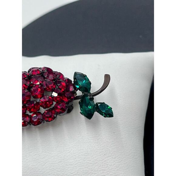 Vintage Signed Strawberry
Vibrant Red Green Rhinestones
Austria Pin Brooch - Picture 6 of 15